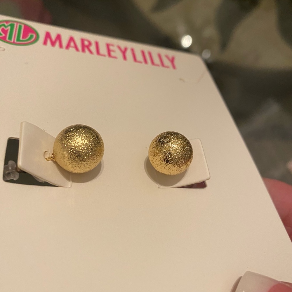 Marleylilly Gold Ball stud earrings NWT Classic